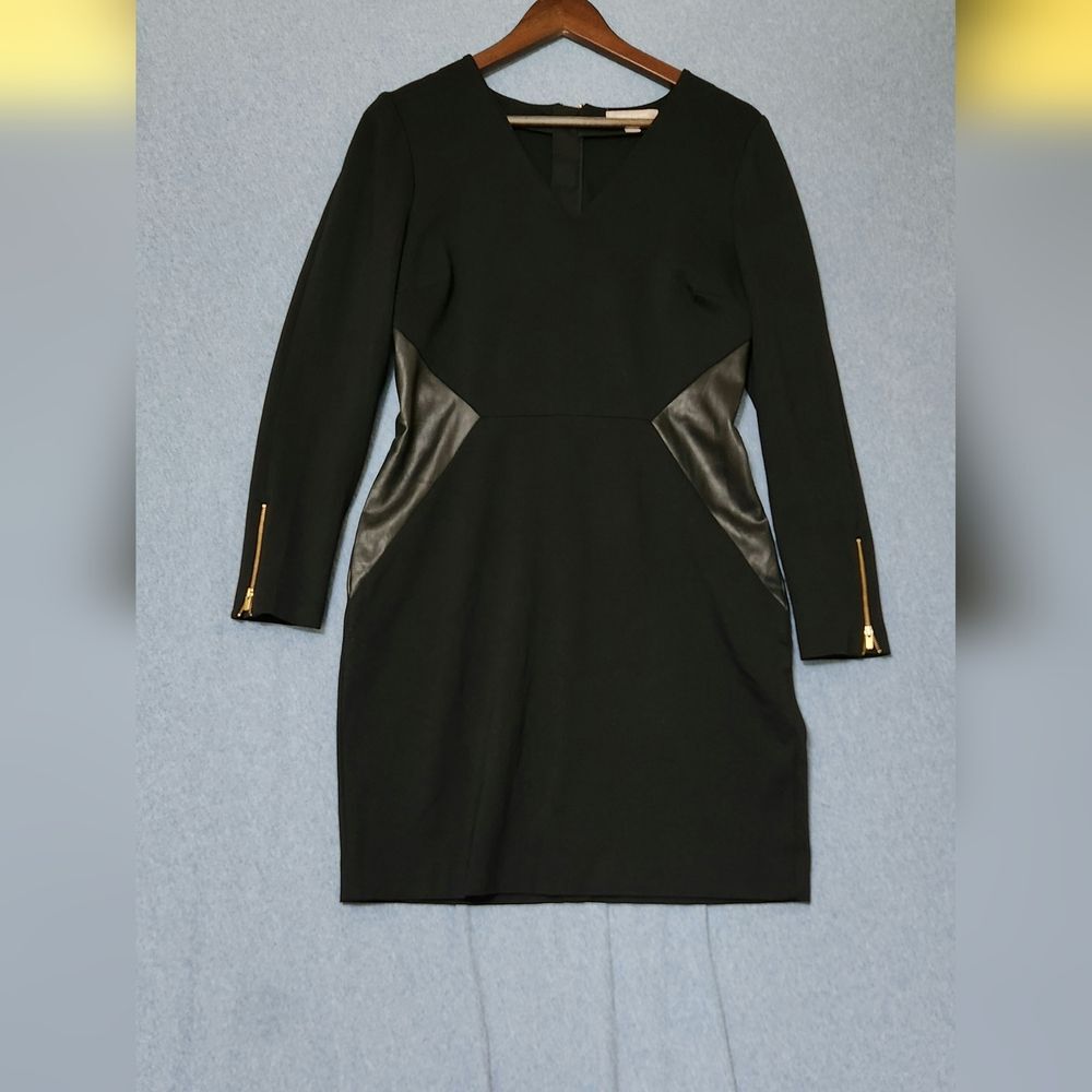 Banana Republic black faux leather hips long sleeved v-neck zip back midi dress